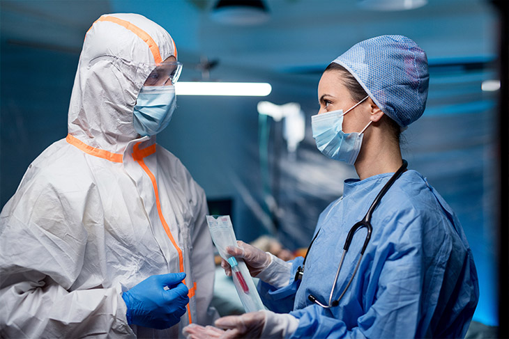 O que mudou na rotina dos laboratórios após pandemia do novo coronavírus?